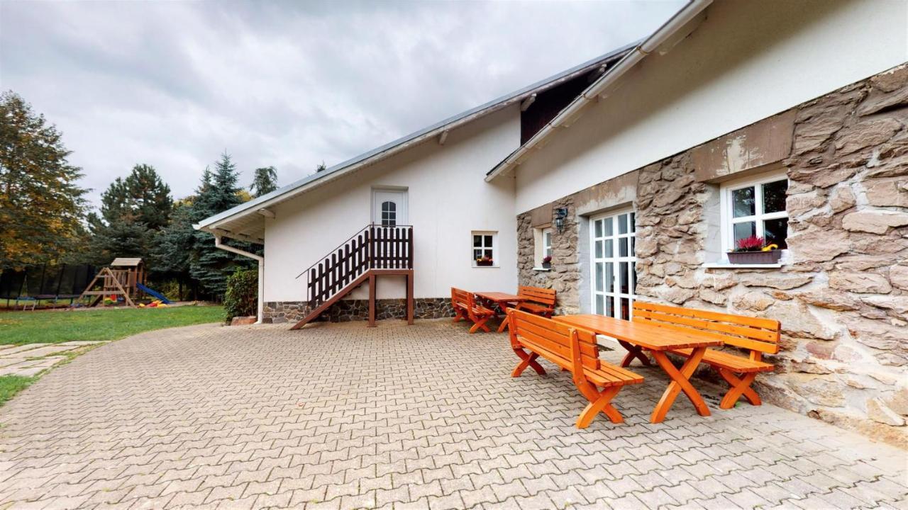 Pension U Sebastiana Hodousice エクステリア 写真