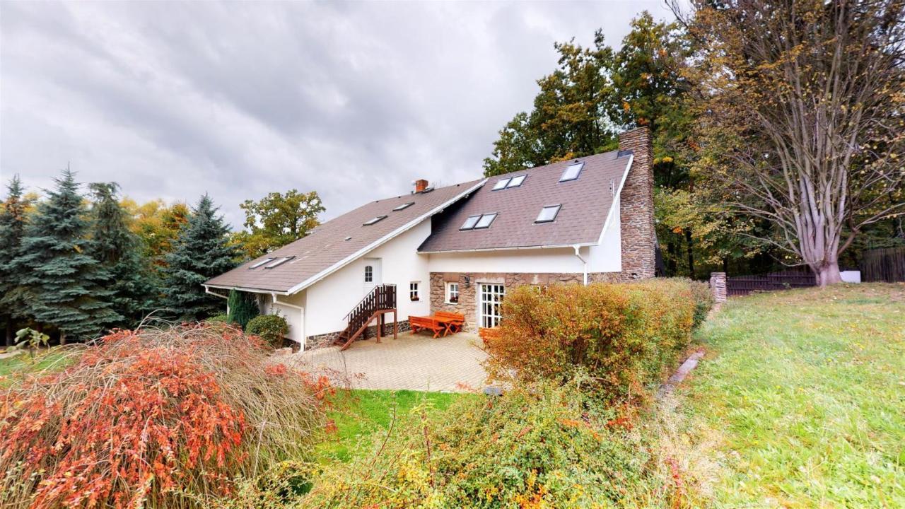 Pension U Sebastiana Hodousice エクステリア 写真