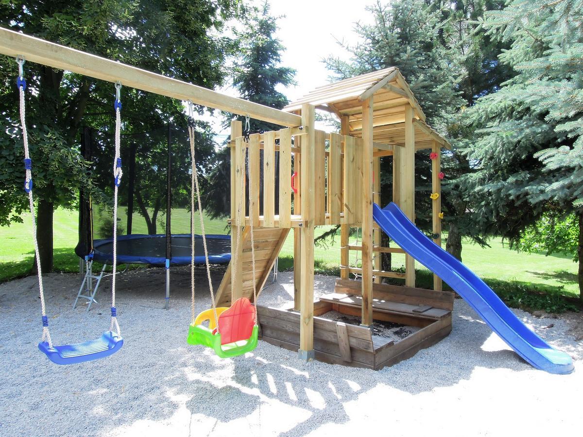 Pension U Sebastiana Hodousice エクステリア 写真